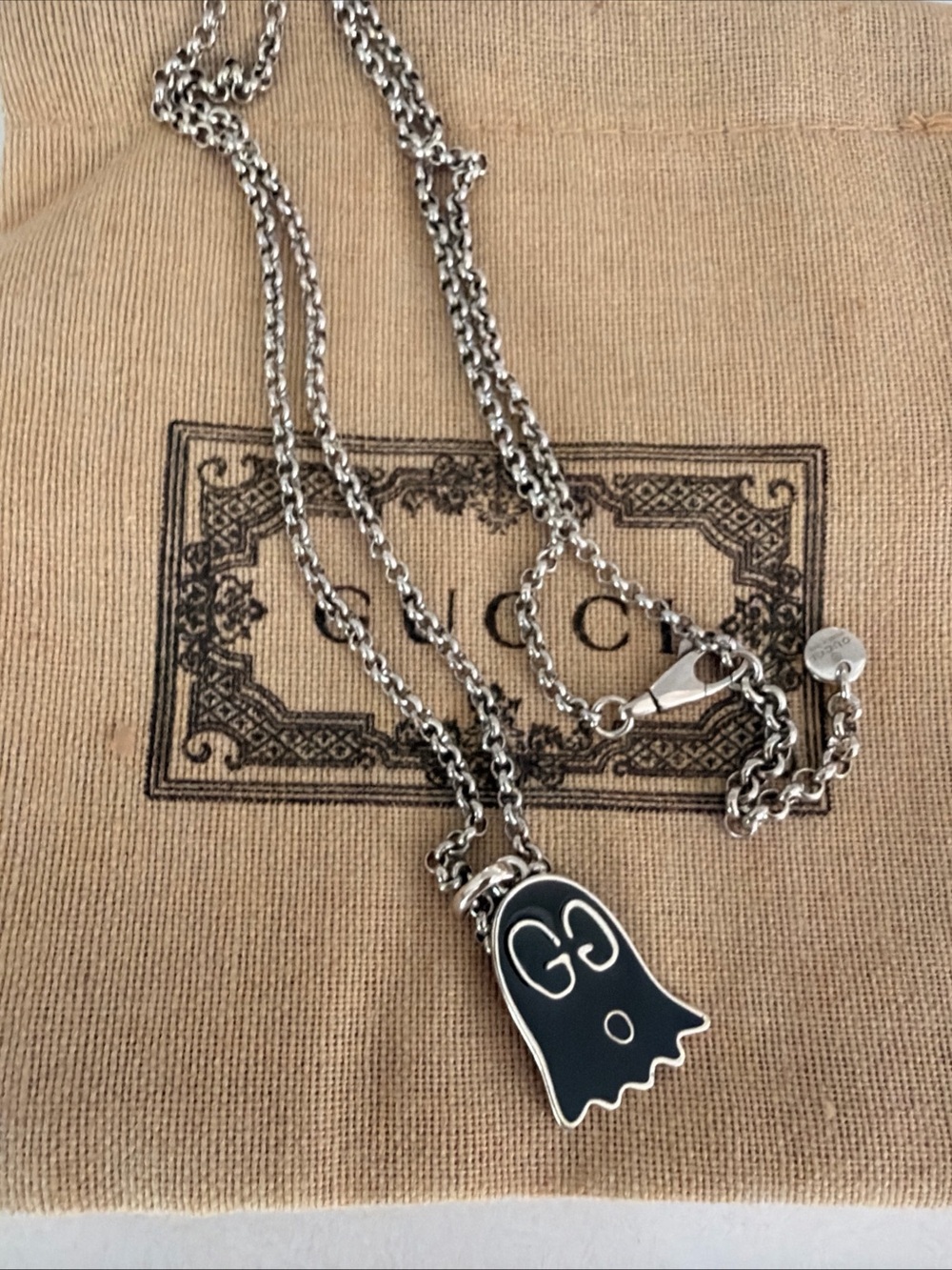 Gucci Silver Chain Bracelet with Logo Disc